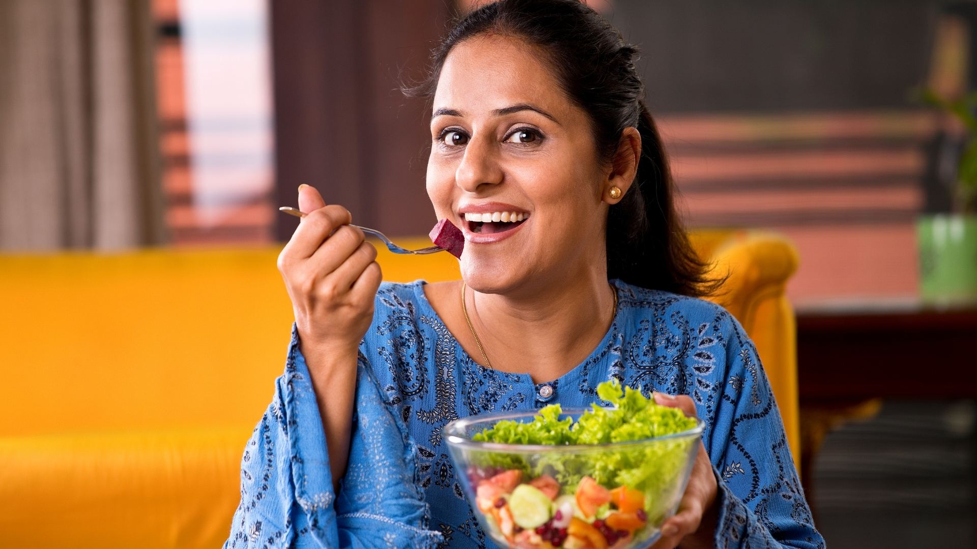 10 foods and nutrients to beat winter blues and avoid weight gain